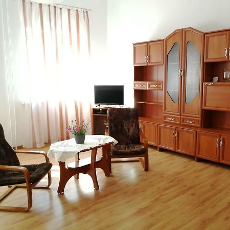 Apartament Jasminowy Apartment Kudowa Zdroj Ngoại thất bức ảnh