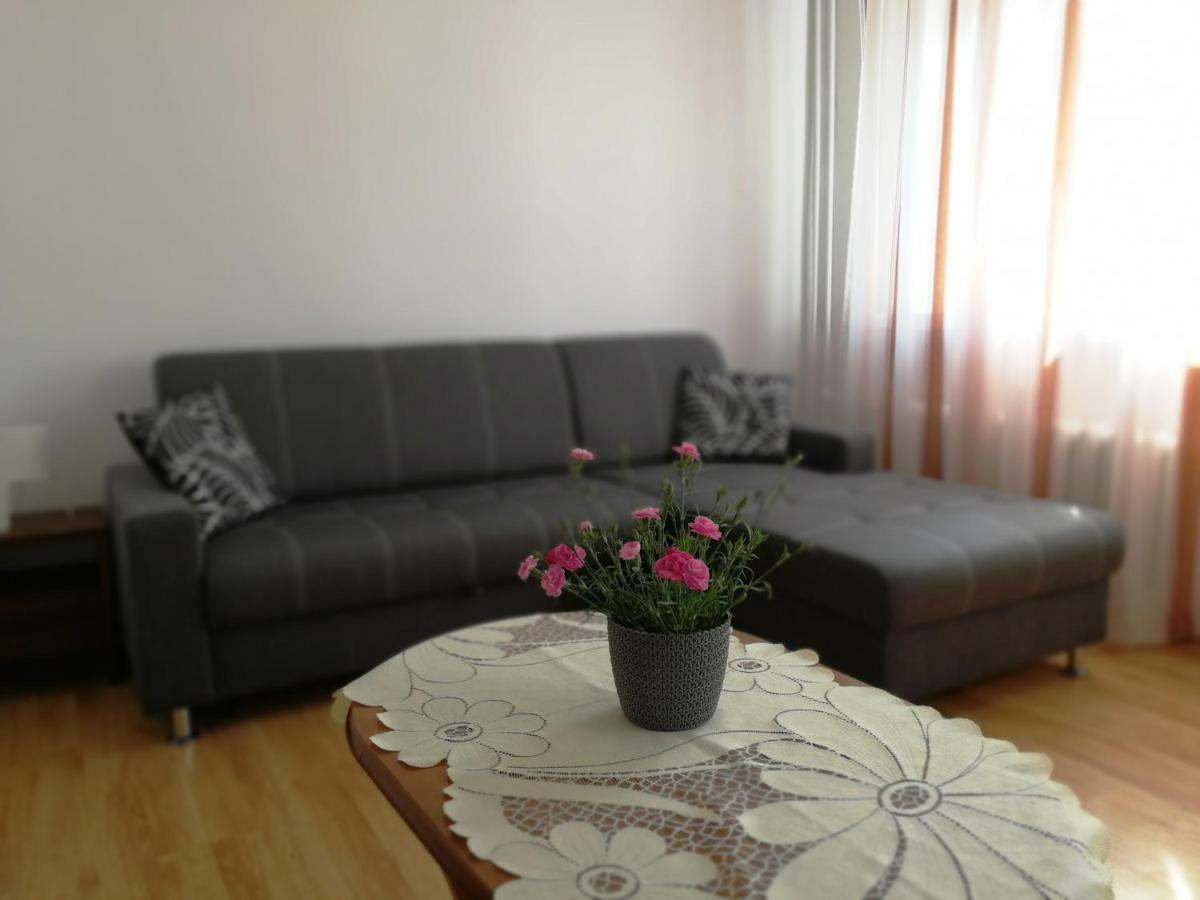 Apartament Jasminowy Apartment Kudowa Zdroj Ngoại thất bức ảnh
